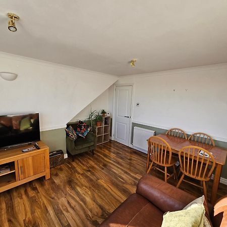 2 Bed Apartment Lakeside On The Promenade Саутпорт Екстериор снимка